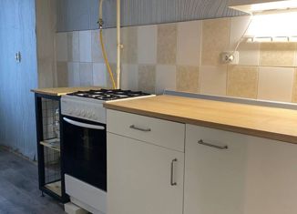 Продаю однокомнатную квартиру, 35 м2, Нижний Новгород, улица Старых Производственников, 18, улица Старых Производственников