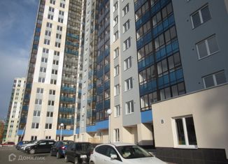 Продается 1-ком. квартира, 40 м2, Екатеринбург, улица Крестинского, 4, улица Крестинского