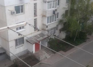 Продажа 2-комнатной квартиры, 60 м2, Джанкой, улица Крупской, 143