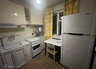 Сдается в аренду 3-комнатная квартира, 56 м2, Приморский край, улица Давыдова, 16