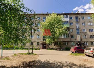 Продается 2-комнатная квартира, 45.4 м2, Ярославль, Звёздная улица, 47, жилой район Липовая Гора