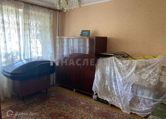 Продаю 2-комнатную квартиру, 50 м2, Новочеркасск, улица Визирова, 4