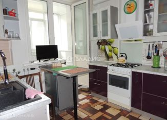 Продам 3-ком. квартиру, 66.9 м2, Кольчугино, улица 3-го Интернационала, 67