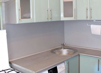 Продаю 1-ком. квартиру, 33 м2, Нижний Новгород, Южное шоссе, 4А, микрорайон Юго-Западный