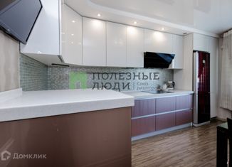 Продам 4-комнатную квартиру, 93.9 м2, Хабаровск, Большая улица, 5