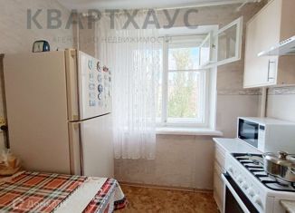 Продаю двухкомнатную квартиру, 42 м2, Волгоград, улица Калинина, 3