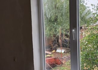 Продается четырехкомнатная квартира, 60 м2, село Надежда, улица 60 лет СССР, 3