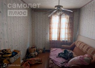 Продаю 3-комнатную квартиру, 51 м2, Алапаевск, улица Пугачёва, 10