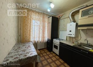 Сдается 3-комнатная квартира, 47 м2, Астрахань, Заводская площадь, 56
