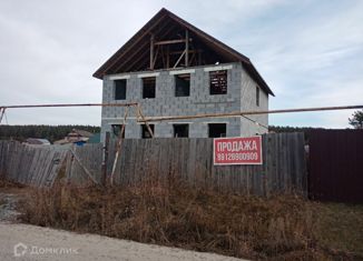 Продаю дом, 250 м2, поселок городского типа Белоярский, Центральная улица