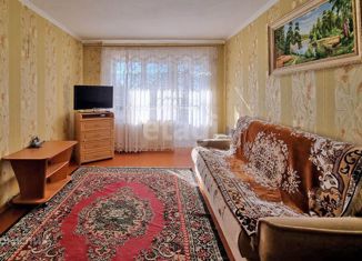 Продаю 1-комнатную квартиру, 32.6 м2, Прохладный, улица Ленина, 88