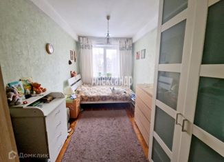 Продается 4-комнатная квартира, 73.3 м2, Санкт-Петербург, Суздальский проспект, 9, метро Озерки