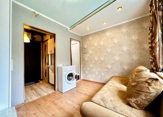 Однокомнатная квартира на продажу, 13 м2, Обнинск, улица Курчатова, 28