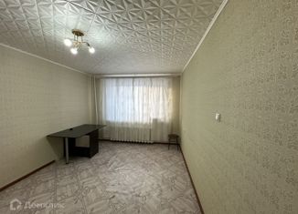 Продажа 1-комнатной квартиры, 33.9 м2, Ирбит, улица Маршала Жукова, 23