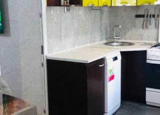 Двухкомнатная квартира на продажу, 44.2 м2, Красноперекопск, 1-й микрорайон, 8