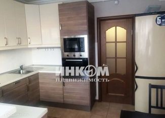 Сдаю в аренду 2-комнатную квартиру, 64 м2, Москва, Нарвская улица, 1Ак3, ЖК Головино