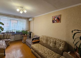 Продажа 2-комнатной квартиры, 40 м2, Белореченск, улица Ленина, 27