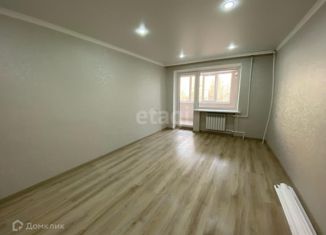 Продам 2-ком. квартиру, 46.1 м2, Черкесск, улица Лободина, 82, микрорайон Пештера