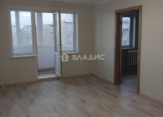 Продажа трехкомнатной квартиры, 56.3 м2, Оренбургская область, Новосибирская улица, 16