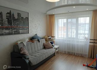 Продаю двухкомнатную квартиру, 56 м2, Псковская область, улица Рокоссовского, 32