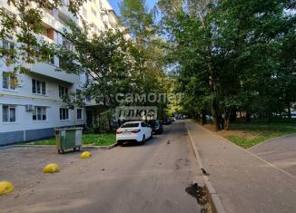 Продам 3-ком. квартиру, 58.1 м2, Москва, микрорайон В, 2