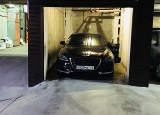 Продам машиноместо, 18 м2, Кемерово, Молодёжная улица, 15, жилой район Лесная Поляна