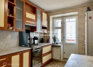 Продается 2-комнатная квартира, 62.8 м2, Санкт-Петербург, метро Пионерская, Комендантский проспект, 11В