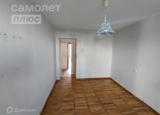2-ком. квартира на продажу, 52 м2, Славянск-на-Кубани, Батарейная улица, 373