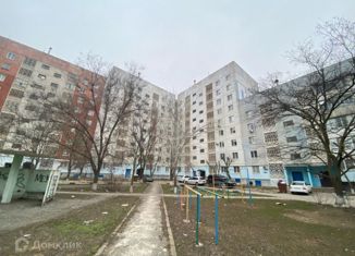 Продается 2-комнатная квартира, 50.6 м2, Элиста, 7-й микрорайон, 1к6, 7-й микрорайон