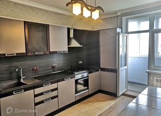 Продается трехкомнатная квартира, 91 м2, Ставрополь, улица Тухачевского, 26/2, микрорайон Перспективный