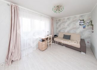 Продается трехкомнатная квартира, 64 м2, Челябинская область, Комсомольский проспект, 86