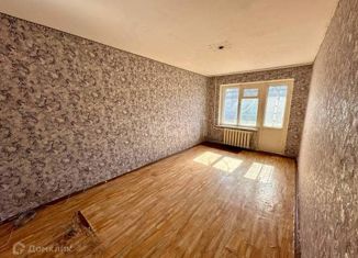 Продаю 2-комнатную квартиру, 44.8 м2, Ачинск, 3-й микрорайон, 31А