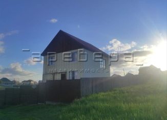 Продаю дом, 200 м2, поселок городского типа Емельяново, Серебряный переулок, 6