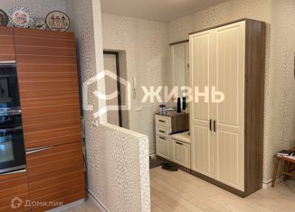 Продам 2-комнатную квартиру, 90 м2, Екатеринбург, улица Юмашева, 5, улица Юмашева