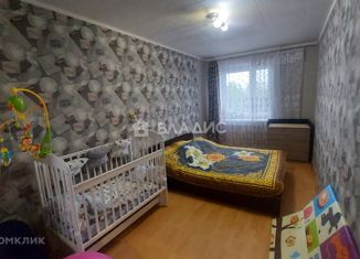Продам 2-ком. квартиру, 45 м2, Нижний Новгород, улица Маковского, 21, улица Маковского