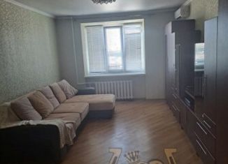 Сдается двухкомнатная квартира, 60 м2, Аксай, Садовая улица, 16