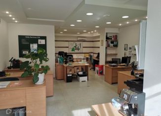 Сдам офис, 60 м2, Екатеринбург, улица Энгельса, 19, улица Энгельса