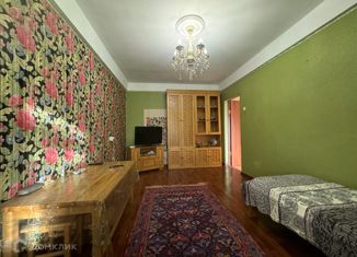 Продам 1-комнатную квартиру, 38 м2, Махачкала, улица Абдулхамида Юсупова, 16Б, Советский район