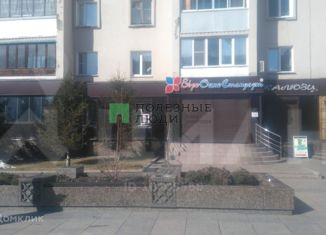 Продаю офис, 60 м2, Омск, улица Чокана Валиханова, 11