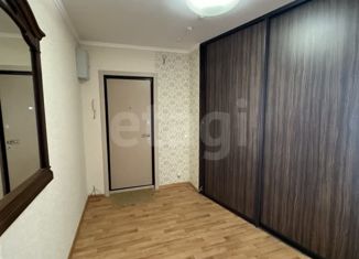 Продам 3-ком. квартиру, 93 м2, Тюменская область, Широтная улица, 192к2