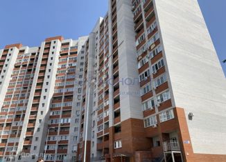 Продажа 3-ком. квартиры, 80 м2, Волгоград, проспект Маршала Жукова, 98Б, ЖК Атлант