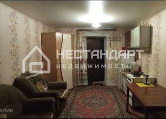 Сдам 1-комнатную квартиру, 17 м2, Кемерово, Мирная улица, 8, Центральный район