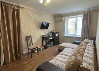 Продажа 2-ком. квартиры, 43.9 м2, Элиста, 6-й микрорайон, 8, 6-й микрорайон