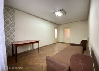 2-комнатная квартира на продажу, 43.5 м2, Нальчик, улица Калмыкова, 237, район Дубки