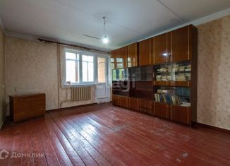 Продается 4-ком. квартира, 72 м2, Калининград, улица Подполковника Емельянова, 52, Московский район