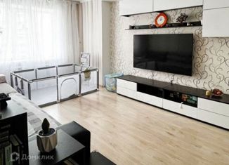 Продается двухкомнатная квартира, 73 м2, Ставропольский край, улица Доваторцев, 86/2