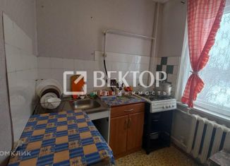 Продам трехкомнатную квартиру, 64 м2, Комсомольск, улица Колганова, 38