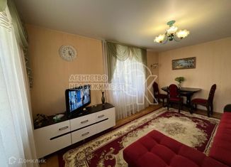 Продам 2-ком. квартиру, 50 м2, село Осиново, улица Ленина, 3