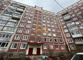 Продается 3-комнатная квартира, 74.3 м2, Санкт-Петербург, Учебный переулок, 6к2, метро Озерки