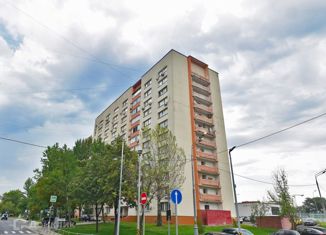 Продам 2-ком. квартиру, 38.4 м2, Москва, улица Полбина, 9к2, станция Люблино